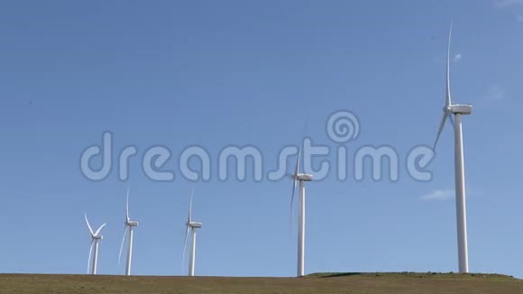 俄勒冈州农村的风力农场视频的预览图