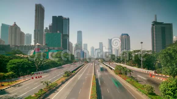 雅加达中央商务区高速公路的最新画面视频的预览图