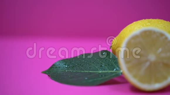 果汁柠檬特写清爽有机食品维生素C柑橘美容视频的预览图