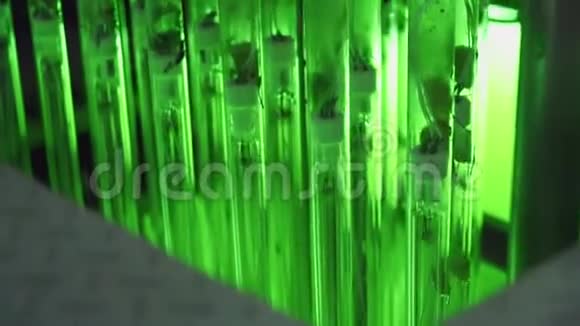 工业紫外线灯河水的净化处理视频的预览图