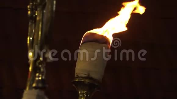 波纳姆年度节日的大型油灯喀拉拉邦视频的预览图