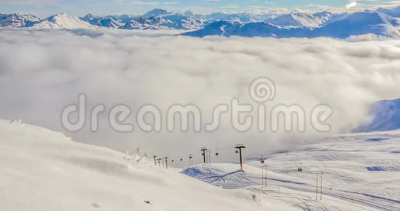 冈多拉斯蒂梅拉普阿尔卑斯山4K视频的预览图