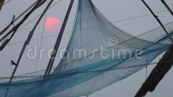 印度喀拉拉基海滩神奇的日落视频的预览图