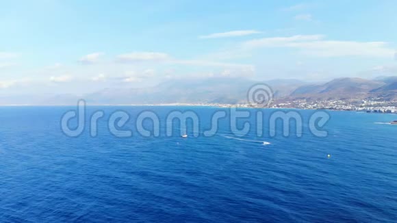 碧海航空全景游艇水上自行车克里特岛希腊视频的预览图