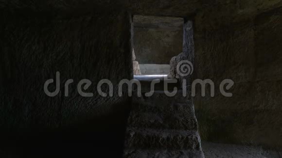 古中世纪城市的洞穴视频的预览图
