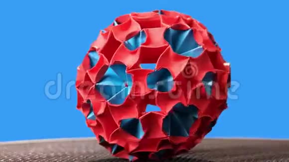 红蓝折纸魔术球模型视频的预览图