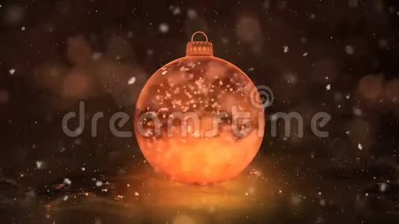 圣诞旋转金冰玻璃包装饰雪花背景环视频的预览图