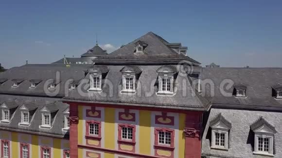 旧德国宫殿有历史建筑从高角度4k视频的预览图