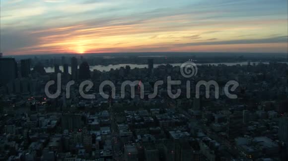 带日落的纽约大景视频的预览图