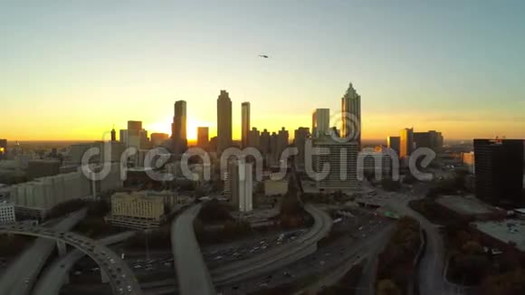 亚特兰大航空城飞行通过视频的预览图