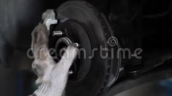 汽车维修制动系统视频的预览图