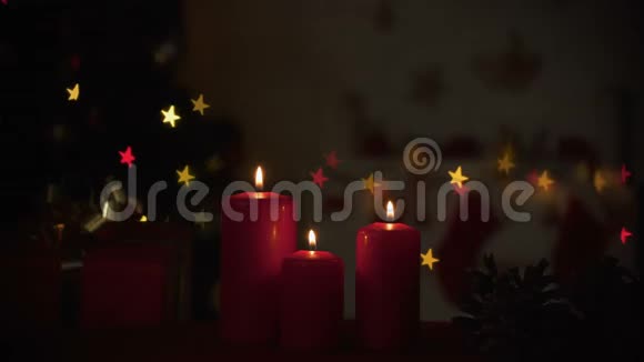 圣诞装饰闪闪发光节日气氛舒适视频的预览图