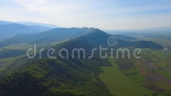 关于高加索山脉保护环境和生态的看法格鲁吉亚视频的预览图