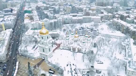 冬天的圣索菲亚大教堂视频的预览图
