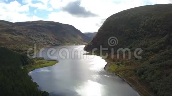苏格兰高地英国空中风景如画的洛奇基林视频的预览图