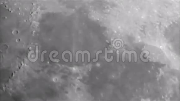月球陨石坑时间流逝星系视频的预览图