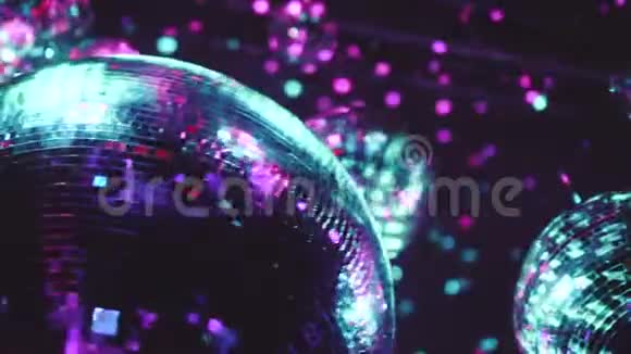 派对迪斯科镜球视频的预览图