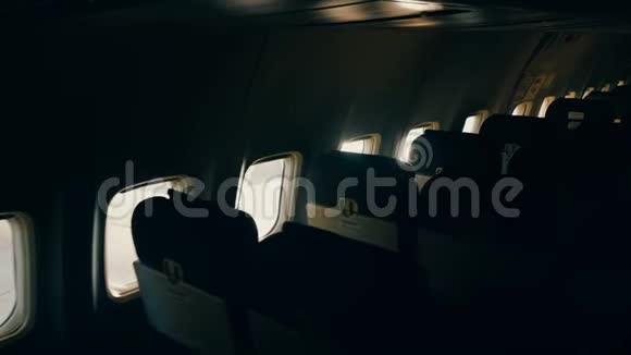 飞机空座位视频的预览图