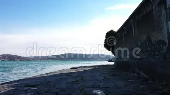 伊斯坦布尔博斯普鲁斯海漫步空中景观视频的预览图