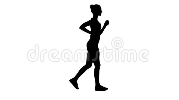 剪影女运动员跑步视频的预览图