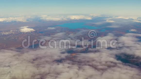 在冰岛上空飞行视频的预览图