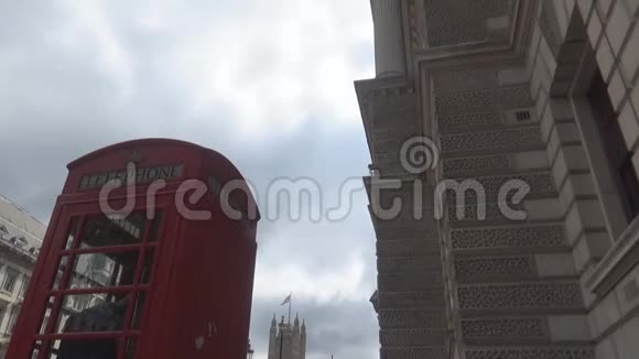 伦敦红色电话亭视频的预览图