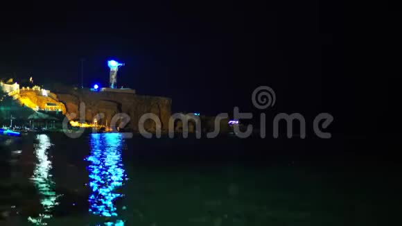 灯塔在夜间亮起时光流逝沙姆沙伊赫埃及视频的预览图