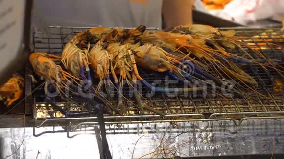 烤王大虾视频的预览图