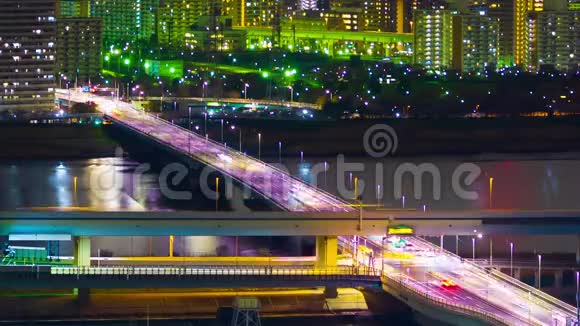 日本东京阿拉卡瓦河高速公路夜间穿越视频的预览图