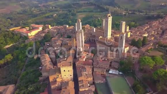 意大利托斯卡纳圣吉米尼亚诺日落视频的预览图