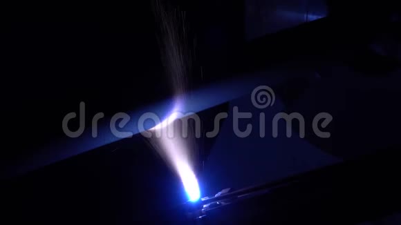 激光烧成工件零件视频的预览图
