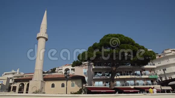 美丽的乌尔辛吉老镇和海滩黑山亚得里亚海乌尔钦镇视频的预览图