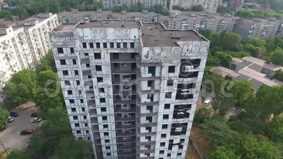废弃高层建筑的废弃楼层视频的预览图