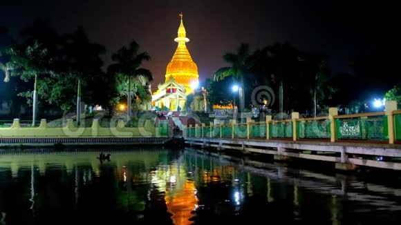 缅甸仰光的夜间寺庙视频的预览图