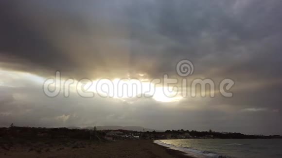 黄昏时分齐利维海滩在赞特岛视频的预览图