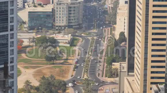 迪拜的街道和道路全景视频的预览图