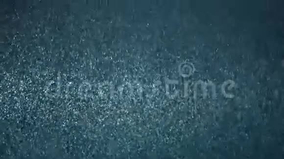 黑天上的雪花视频的预览图