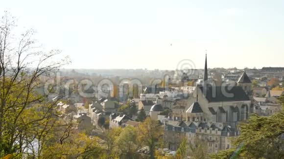 普瓦提埃的全景法国的一个城市视频的预览图