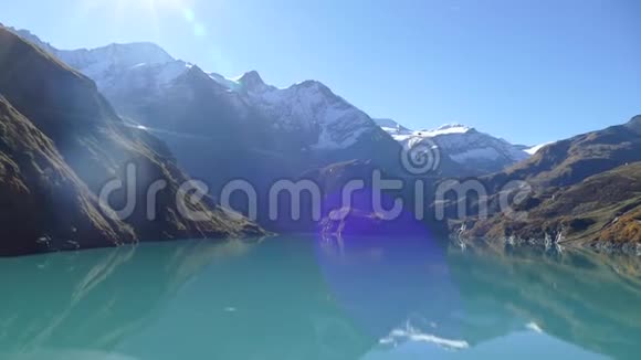 奥地利阿尔卑斯山Kaprun的Waserfallboden和Mooserbodan水坝视频的预览图
