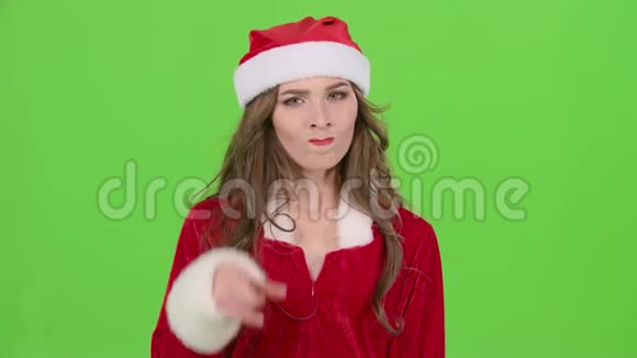 圣诞老人助理更安静地指了指绿色屏幕快关门慢动作视频的预览图