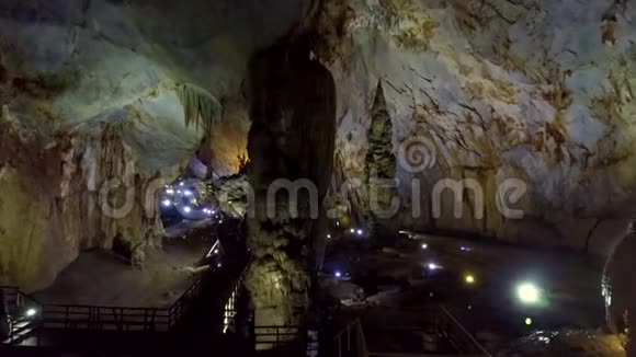 深古溶洞生态乐园视频的预览图