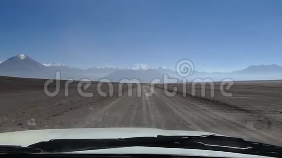玻利维亚沙漠卡车11mp4视频的预览图
