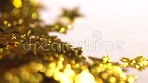 模糊的金色星星视频的预览图