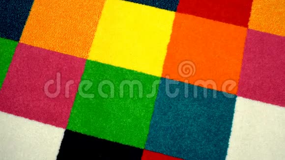 地毯彩色方格相机全景向上4K回送你的短信视频的预览图