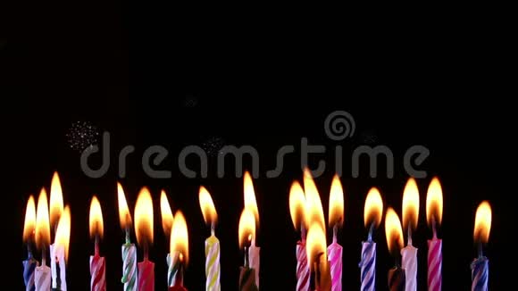 生日蜡烛点燃烟火隔离视频的预览图