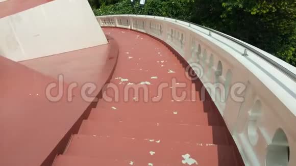 泰国曼谷金山寺混凝土楼梯视频的预览图