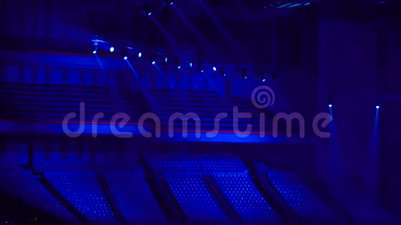 音乐厅和灯光视频的预览图