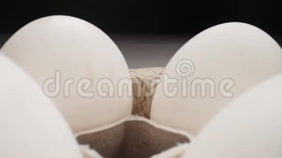 鲜蛋包装可漂白滑芽视频的预览图