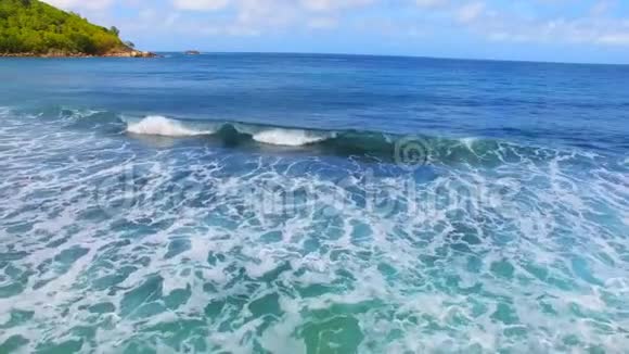 印度洋的鸟瞰图塞舌尔高坂视频的预览图