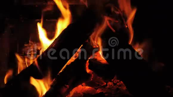 壁炉背景视频的预览图